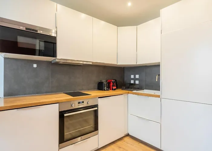 Appartement Hypercentre / Gares - Superbe T2 Equipe